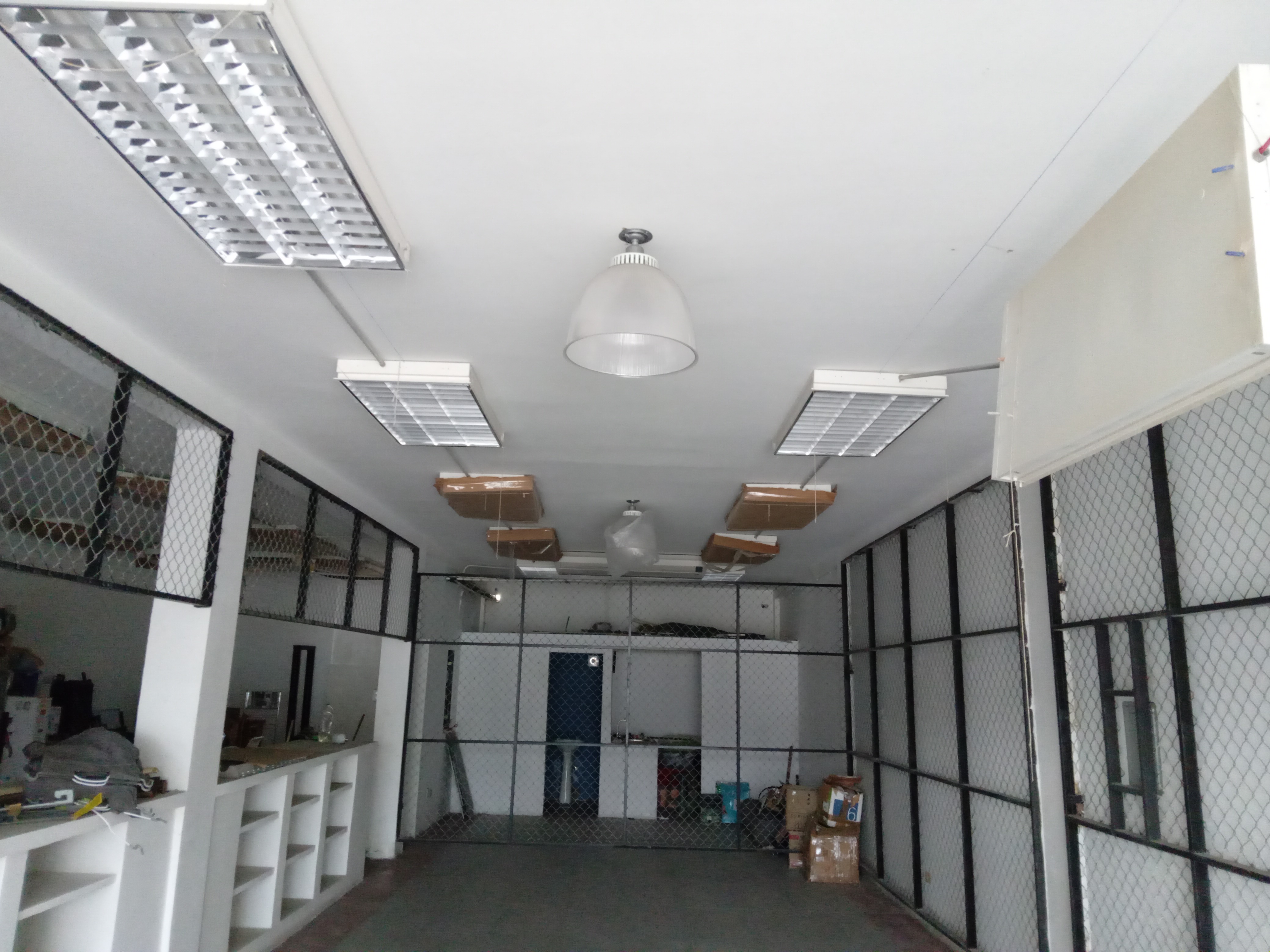 LOCAL COMERCIAL EN AVENIDA CIRCUNVALACIÓN NORTE